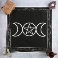 70x70cm Triple Moon Altar Cloth - Image 2